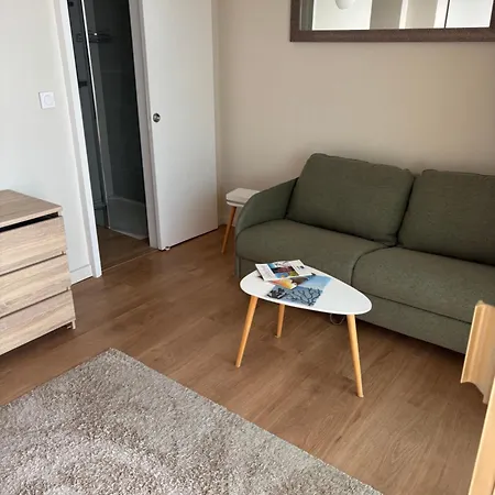 En Bord De Avec Parking *